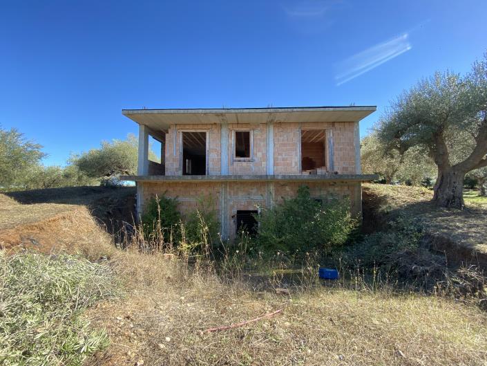 Image No.1-Villa / Detached for sale