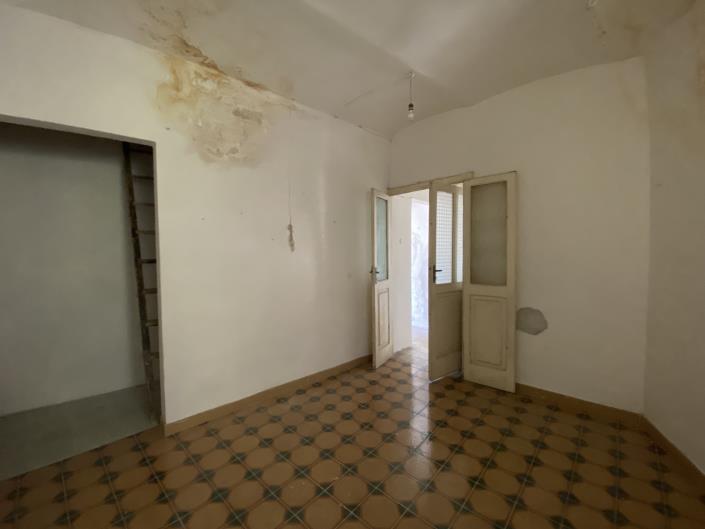 Image No.18-3 Bed Townhouse for sale