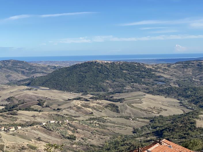 Image No.35-3 Bed Townhouse for sale