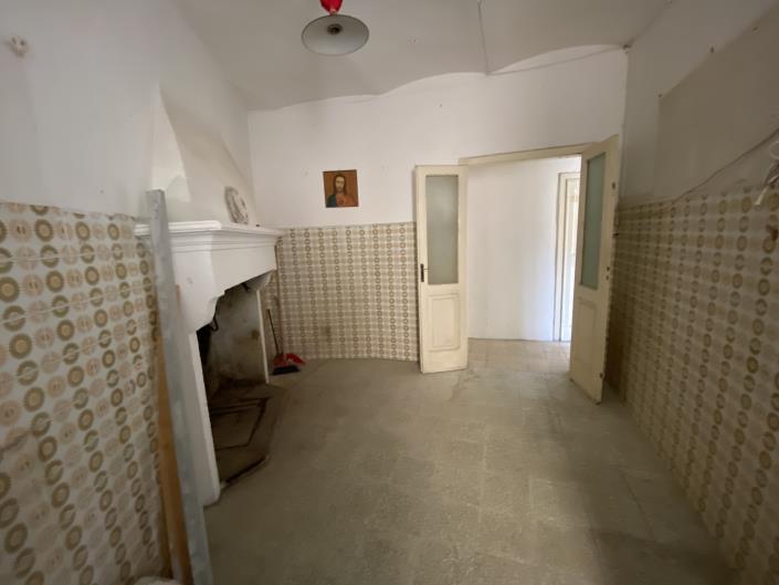 Image No.11-3 Bed Townhouse for sale