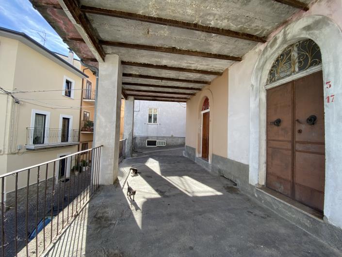 Image No.44-3 Bed Townhouse for sale