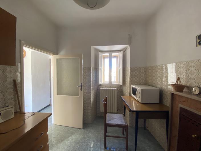 Image No.4-3 Bed Townhouse for sale