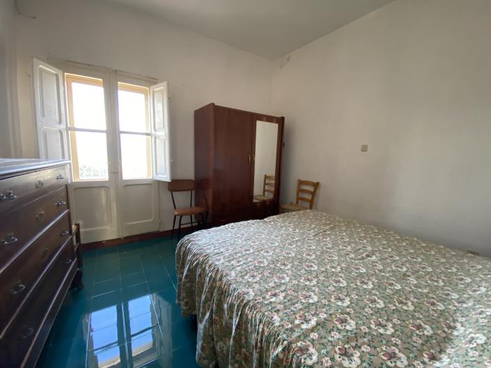 Image No.8-3 Bed Townhouse for sale