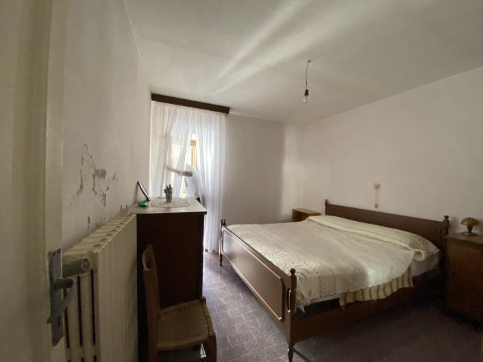 Image No.21-3 Bed Townhouse for sale