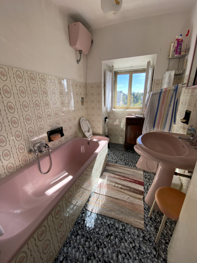 Image No.27-3 Bed Townhouse for sale