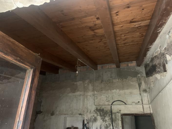 Image No.26-2 Bed Village House for sale