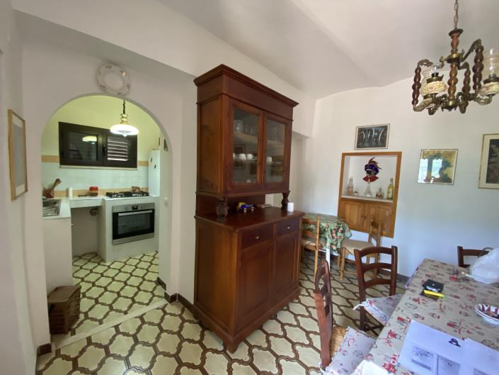 Image No.15-4 Bed Townhouse for sale