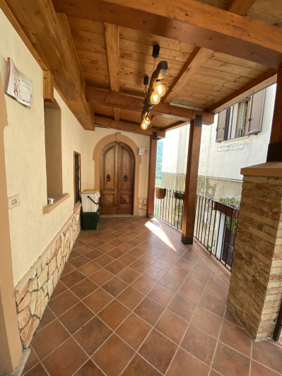 Image No.37-4 Bed Townhouse for sale