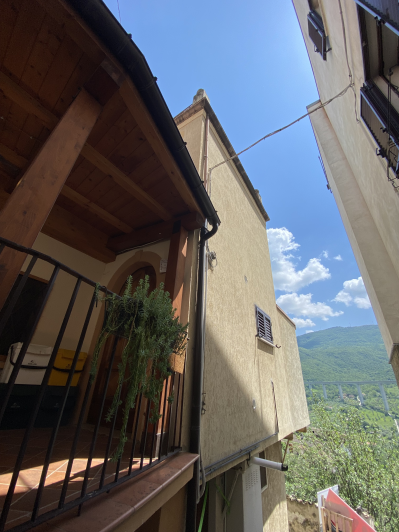 Image No.38-4 Bed Townhouse for sale