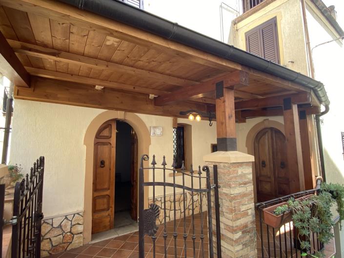 Image No.46-4 Bed Townhouse for sale