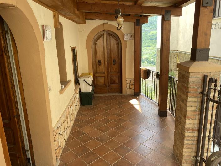 Image No.49-4 Bed Townhouse for sale