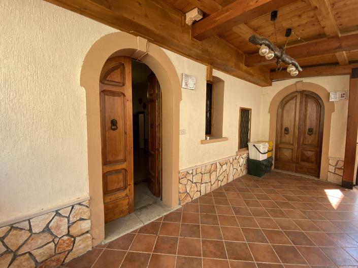 Image No.2-4 Bed Townhouse for sale