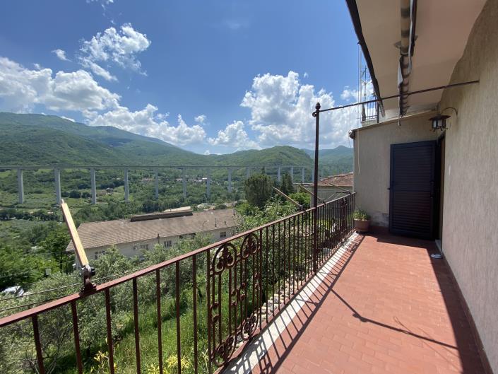 Image No.59-4 Bed Townhouse for sale