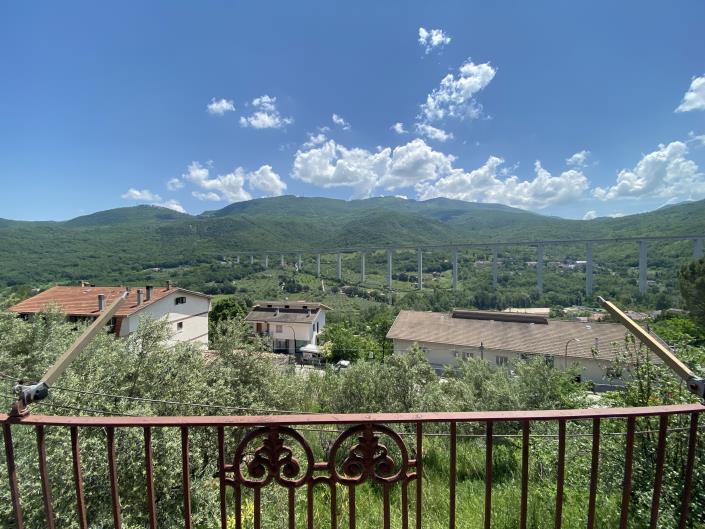 Image No.14-4 Bed Townhouse for sale