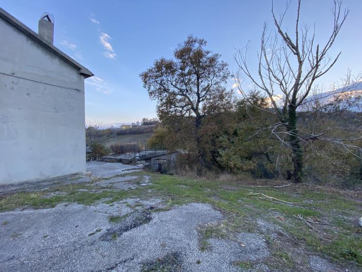 Image No.50-2 Bed Country House for sale