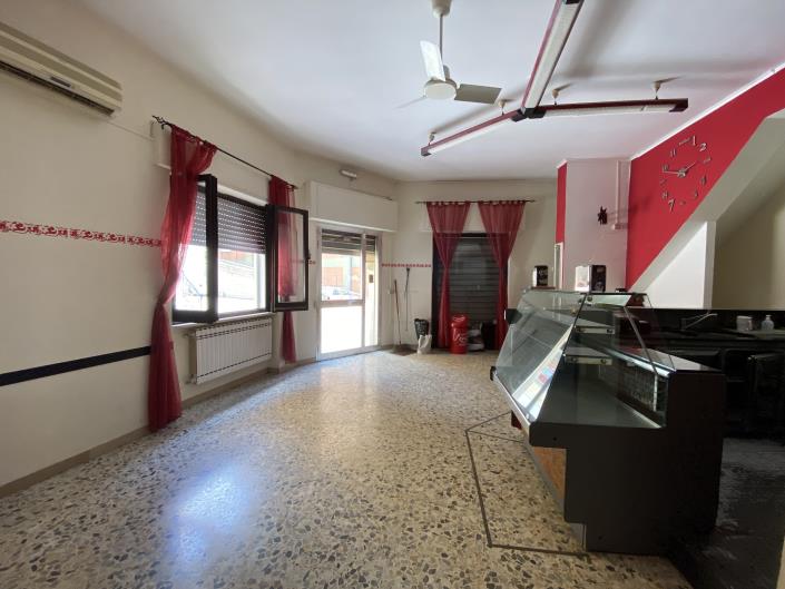 Image No.8-1 Bed Townhouse for sale