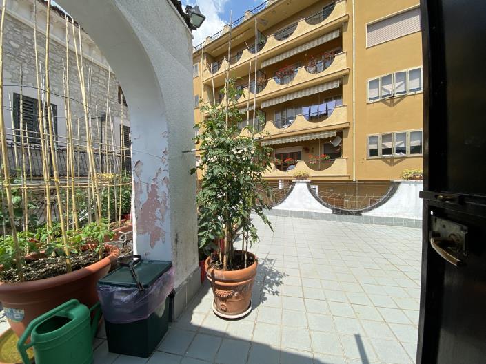 Image No.35-1 Bed Townhouse for sale