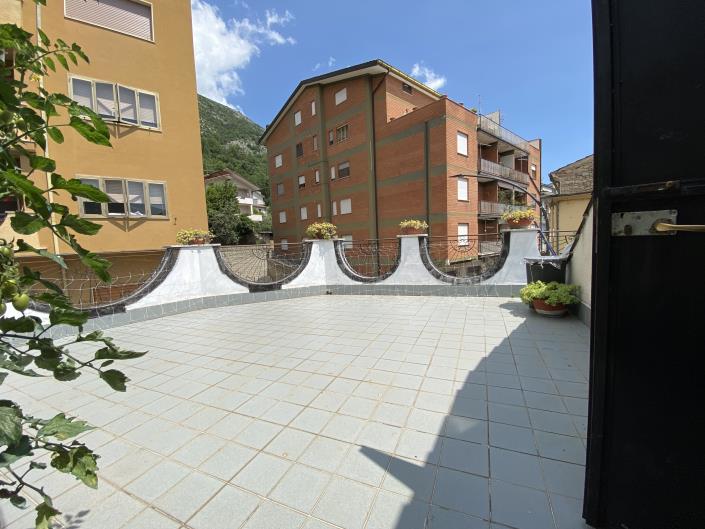 Image No.39-1 Bed Townhouse for sale