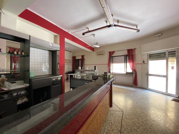 Image No.13-1 Bed Townhouse for sale