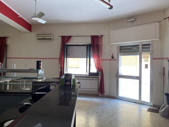 Image No.28-1 Bed Townhouse for sale