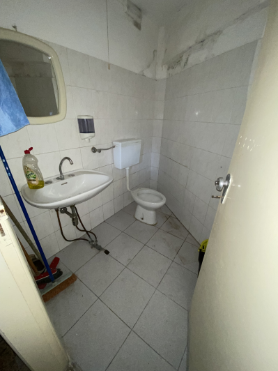 Image No.21-1 Bed Townhouse for sale