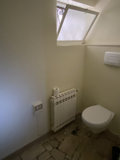 Image No.23-1 Bed Townhouse for sale