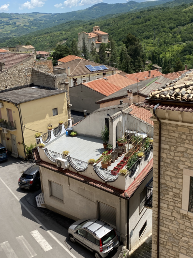 Image No.2-1 Bed Townhouse for sale