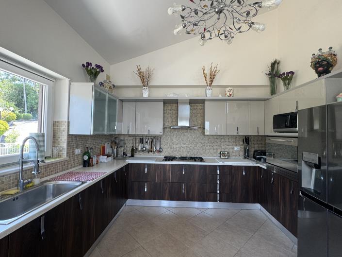 Image No.3-5 Bed Villa / Detached for sale