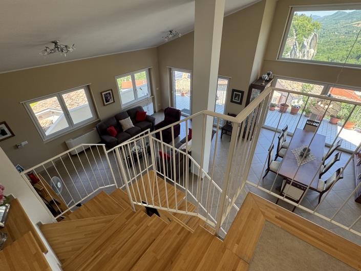 Image No.21-5 Bed Villa / Detached for sale