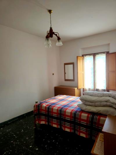 Image No.9-1 Bed House for sale