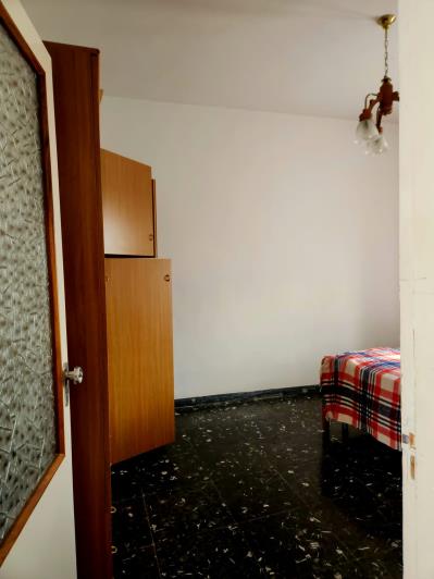 Image No.11-1 Bed House for sale