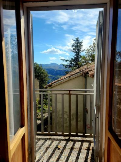 Image No.4-1 Bed House for sale