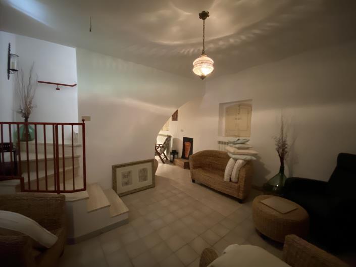 Image No.13-3 Bed House for sale