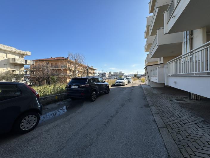 Image No.42-2 Bed Apartment for sale