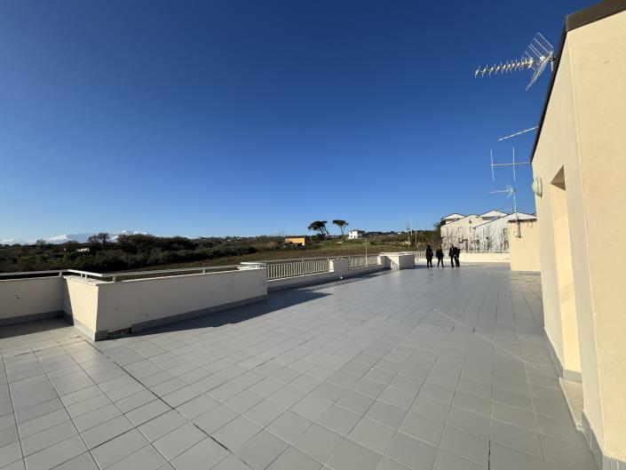 Image No.33-2 Bed Apartment for sale