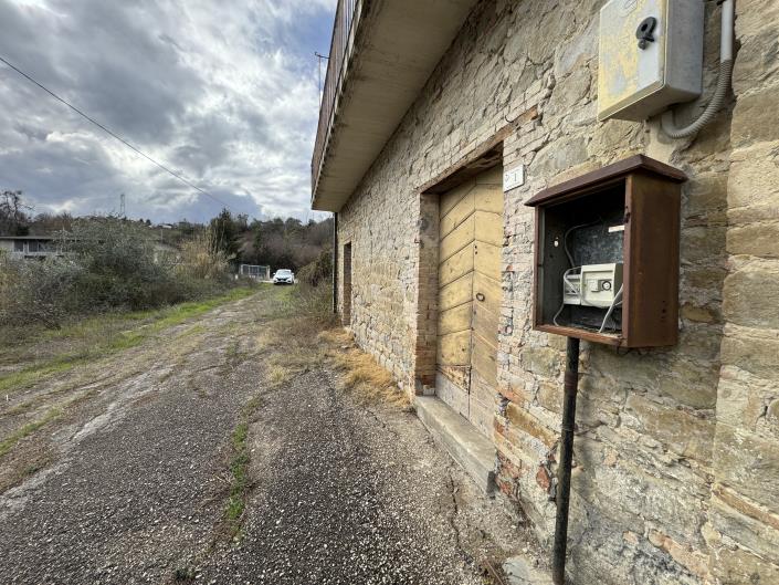 Image No.52-3 Bed Country House for sale