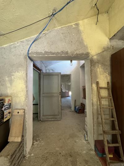 Image No.29-6 Bed Farmhouse for sale