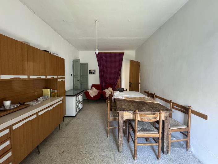 Image No.13-3 Bed House for sale