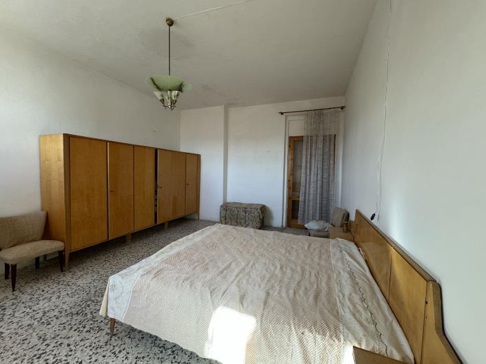 Image No.24-3 Bed House for sale