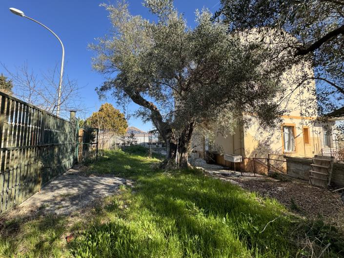 Image No.4-3 Bed House for sale