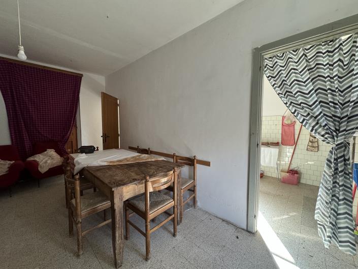 Image No.14-3 Bed House for sale