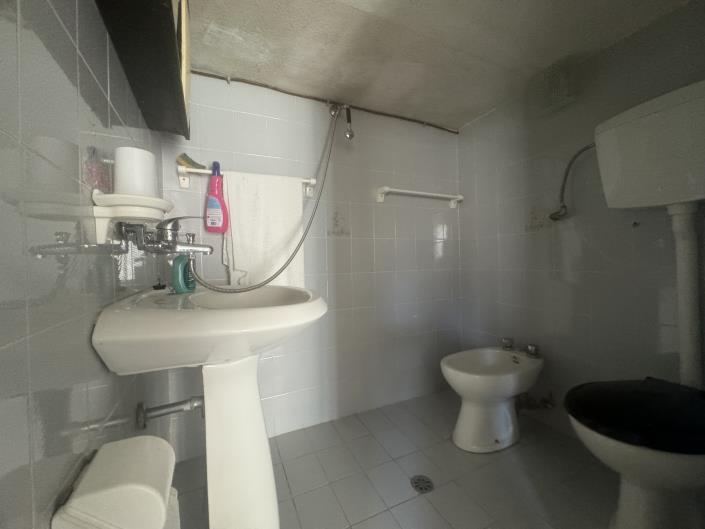 Image No.28-2 Bed Townhouse for sale