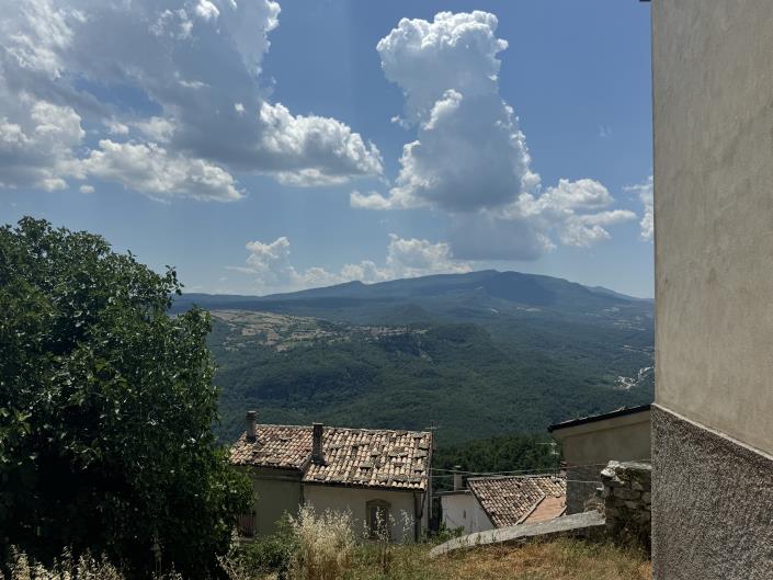 Image No.33-2 Bed Townhouse for sale