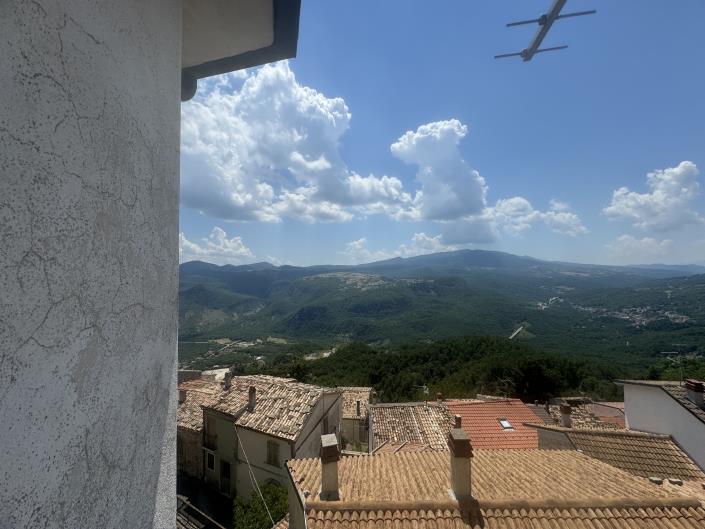 Image No.38-2 Bed Townhouse for sale