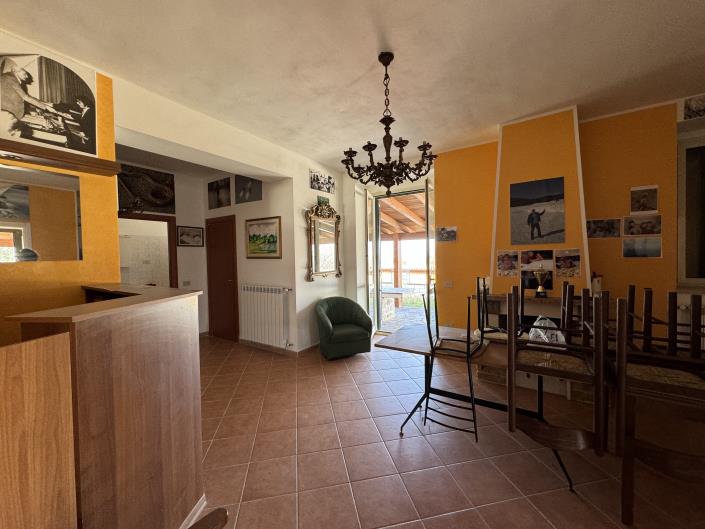 Image No.4-6 Bed Villa for sale