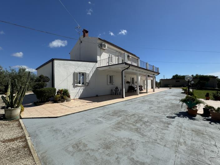 Image No.25-3 Bed Villa / Detached for sale