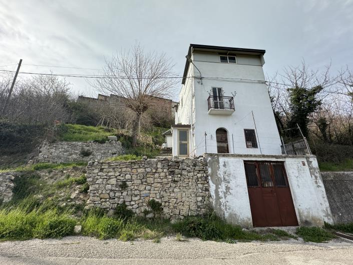 Image No.2-2 Bed House for sale