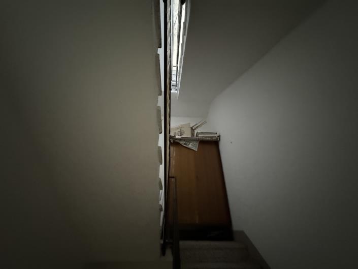 Image No.12-2 Bed Townhouse for sale