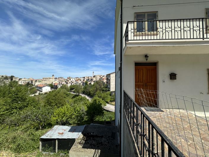 Image No.53-2 Bed Townhouse for sale