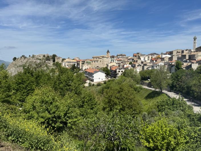 Image No.19-2 Bed Townhouse for sale